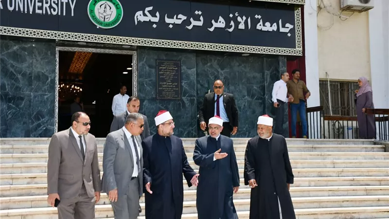 رئيس جامعة الأزهر: مصر كلها عائلة واحدة ونسيج واحد