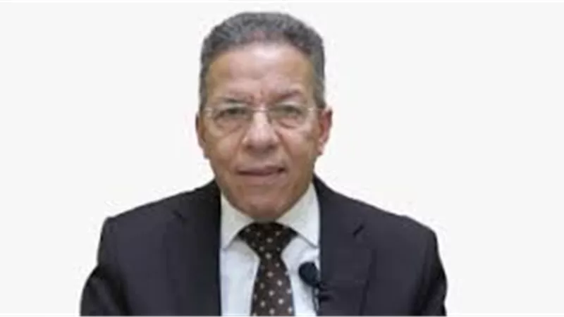 نقيب الأطباء: إفشاء أسرار المرضى 