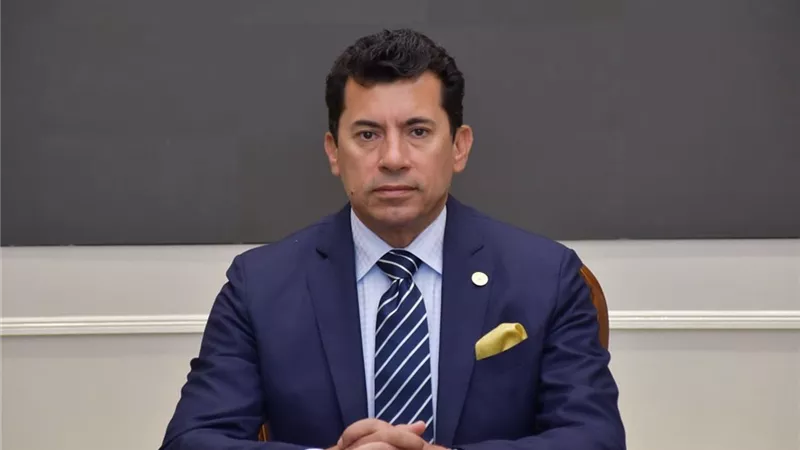 وزير الرياضة بمناسبة انطلاق الموسم الجديد: ملتزمون بدعم وتطوير كرة القدم