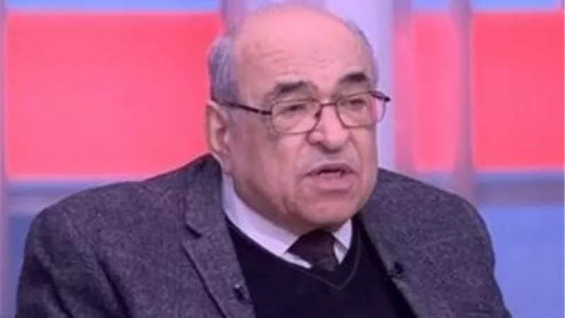  مصطفى الفقي:  السوشيال ميديا منحت الجميع مساحة للتعبير عن آرائهم