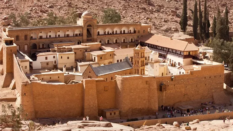 الرئاسة تعاود التأكيد على الالتزام الكامل بالحفاظ على مكانة دير سانت كاترين