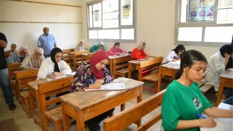 بسبب الأمطار.. تأجيل موعد امتحانات الإعدادية اليوم بالإسكندرية لمدة ساعة  