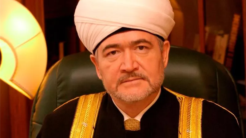 شيخ الأزهر يضم رئيس مسلمي روسيا إلى مجلس حكماء المسلمين