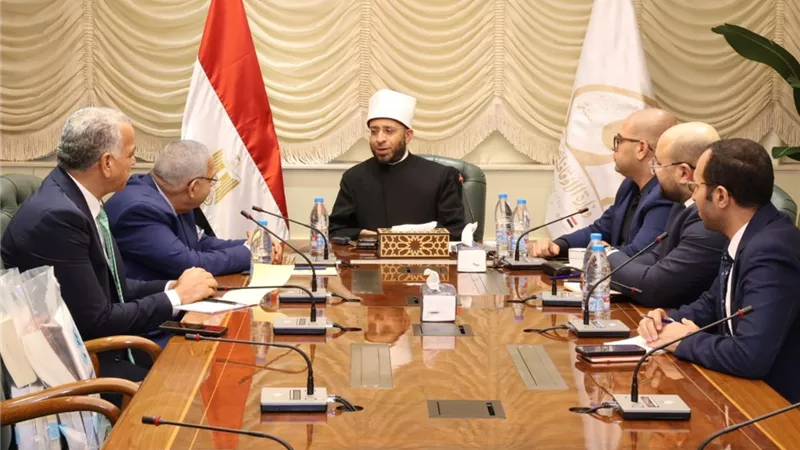 الأوقاف واتحاد الناشرين العرب يتفقان على إحياء التراث العلمي وتعزيز المكتبات بالمساجد