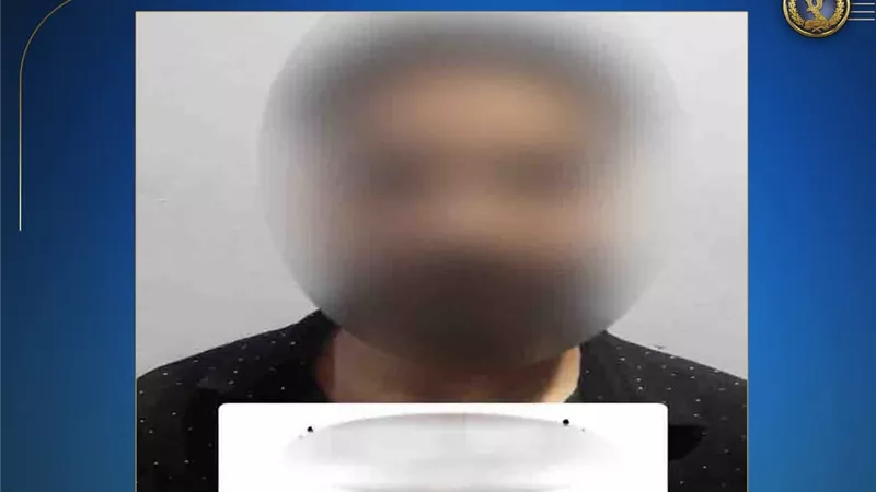 مفاجأة في فيديو التحرش بسيدة وسرق متعلقاتها بمدينة نصر.. والداخلية تتحرك