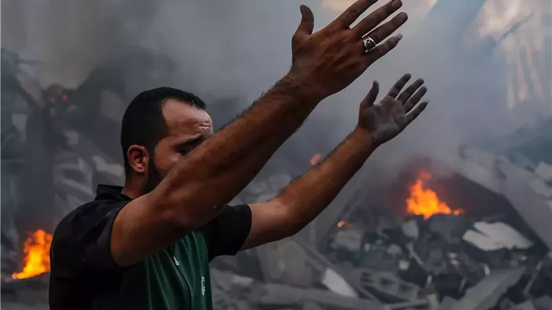 52 شهيدًا و340 مصابًا في مجازر مراكز توزيع المساعدات في غزة 