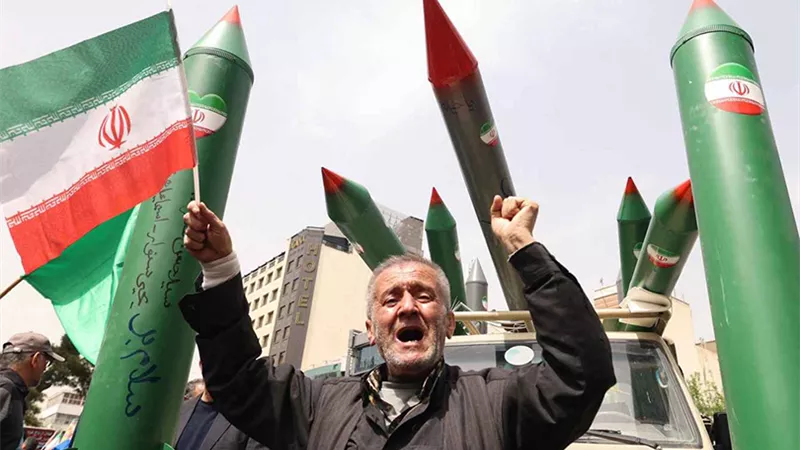 طهران تتمسك بتخصيب اليورانيوم.. هل تسقط فرصة الاتفاق المؤقت مع واشنطن؟