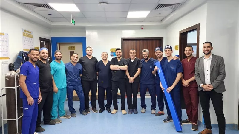 نجاح تدخل جراحي مزدوج لأول مرة بإقليم جنوب الصعيد.. المريض سدد 450 جنيها فقط