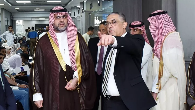 كيانات عملاقة وصفقات في الطريق.. شراكة سعودية مصرية في قطاع البناء