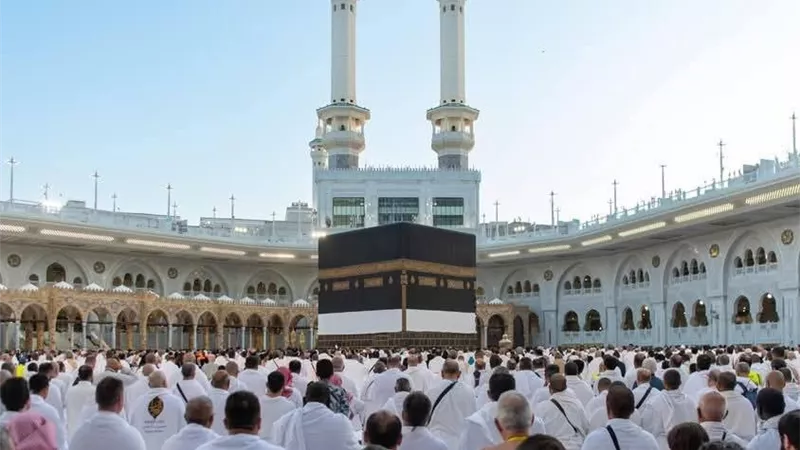 لبيك اللهم لبيك.. الحرم المكي يكتظ بحجاج بيت الله الحرام
