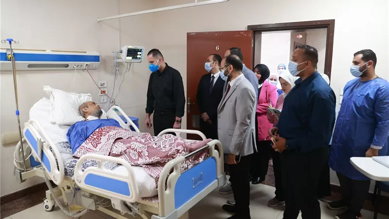 نائب وزير الصحة يتفقد مستشفيات القاهرة ويؤكد على جودة الخدمة الطبية