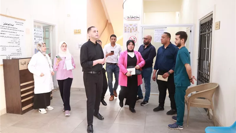 نائب وزير الصحة يتفقد منشآت طبية بالقاهرة أول أيام العيد