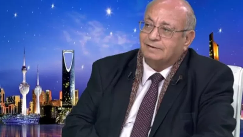 أستاذ تاريخ: جماعة الإخوان تؤمن بفكرة وهمية لا أساس لها وهي إقامة الخلافة