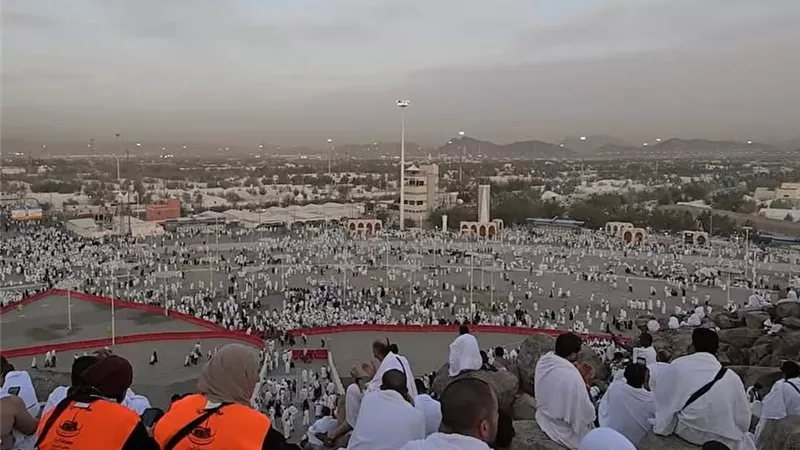 في خطبة يوم عرفة.. الشيخ صالح بن حميد: الصلاة صلة بين العبد وربه والتقوى سبيل الفلاح