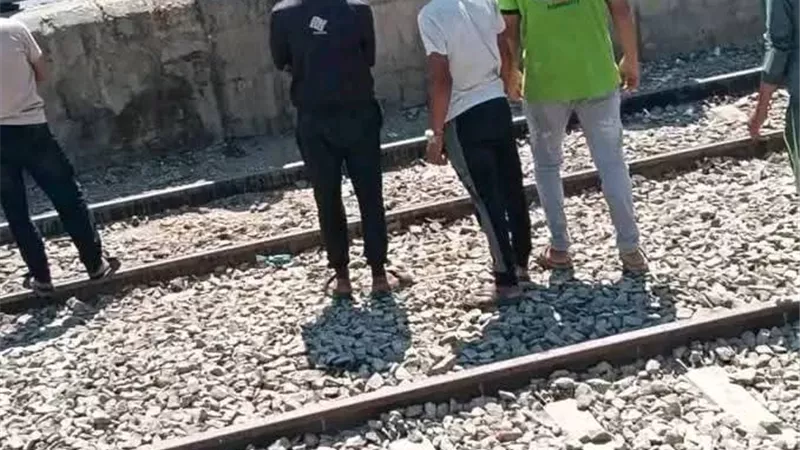 رصاص الثأر يقتل شابا على رصيف قطار جرجا بسوهاج .. تفاصيل 