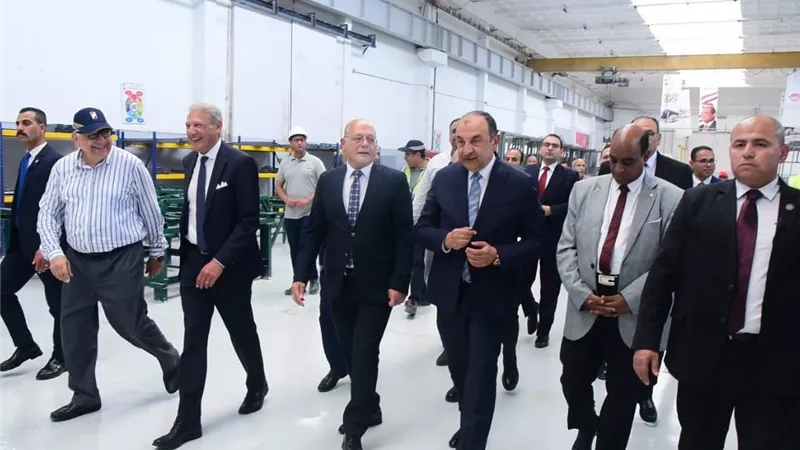 شركة النصر تقترب من الانطلاقة.. وضع اللمسات النهائية لبدء إنتاج السيارات