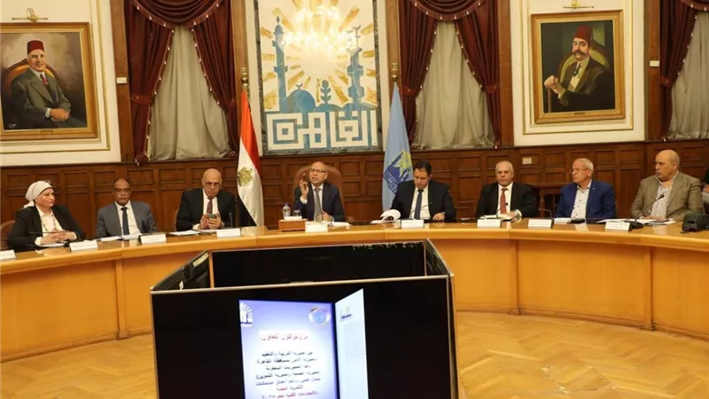 غرفة طوارئ وحظر دخول سماعات سمارت.. محافظة القاهرة تتأهب لامتحانات الثانوية العامة