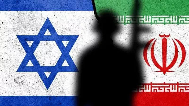 أمريكا تطلب من موظفيها في سفارة تل أبيب بتوخي الحذر والبقاء في أماكن آمنة