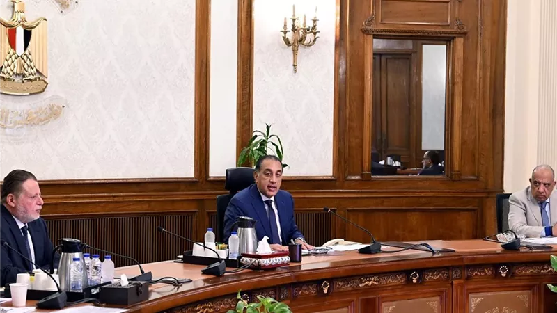 رئيس الوزراء يتابع خطة توفير مخزون مطمئن من المواد البترولية والغاز الطبيعي
