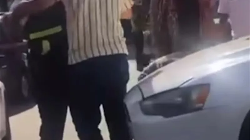 القبض على شخص تعدى على رجل مرور أثناء تحرير مخالفة بالجيزة
