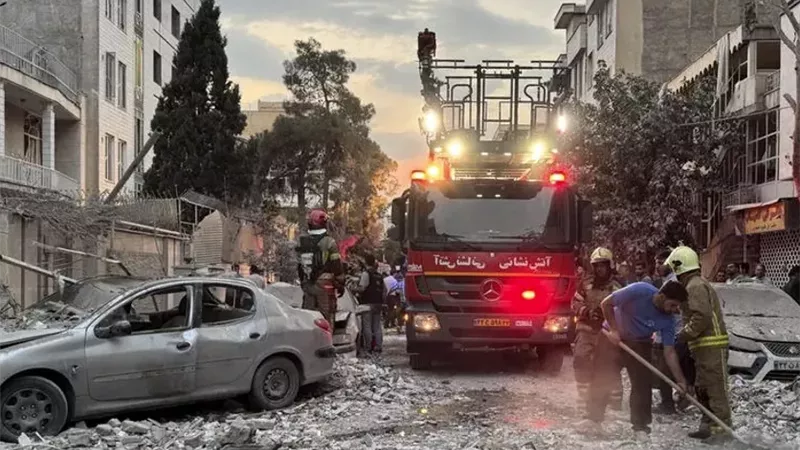  جيش الاحتلال يعلن استهداف المفاعل النووي في  مدينة أراك الإيرانية