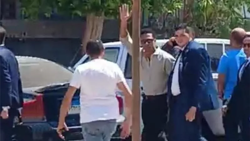  مش معاه بطاقة .. محمد رمضان يتعرض لـ موقف محرج أثناء إقرار التصالح في المحكمة