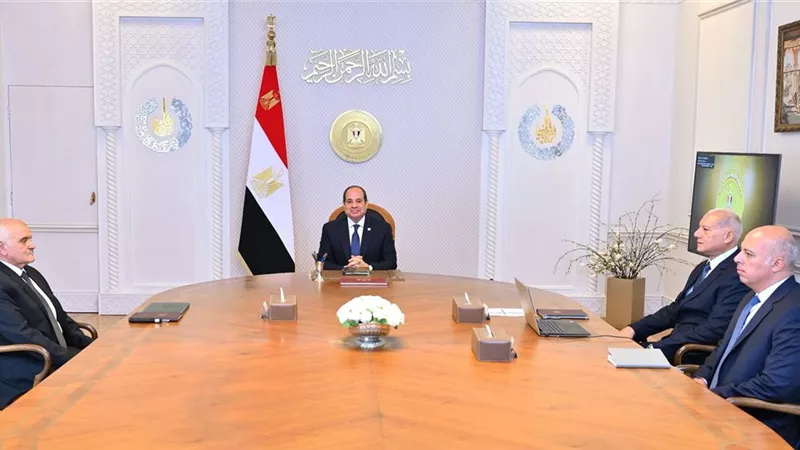 الرئيس السيسى يستعرض أنشطة صندوق شهداء وضحايا ومفقودي ومصابي العمليات الحربية والإرهابية
