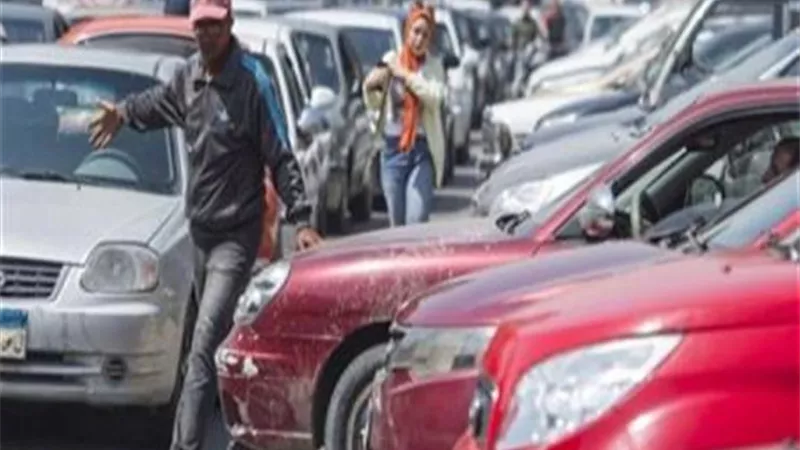 قانون في الأدراج وشارع بلا سيطرة.. البرلمان يواجه مافيا السايس