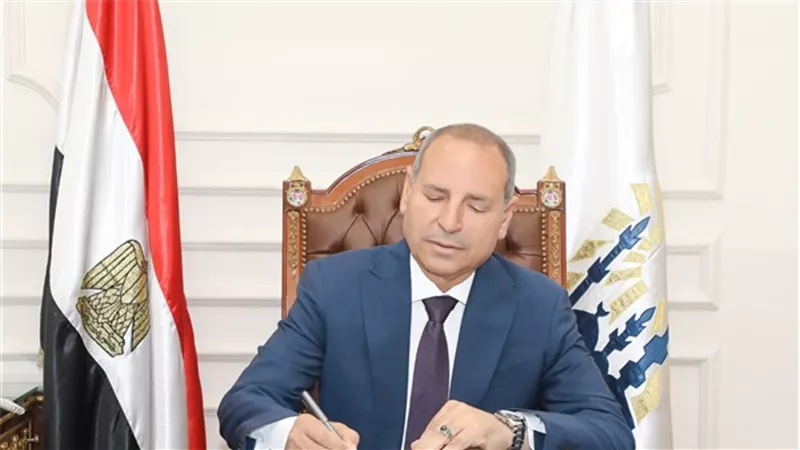 محافظ القاهرة: تشغيل مصانع الأسمرات في صناعات صديقة للبيئة وكثيفة العمال