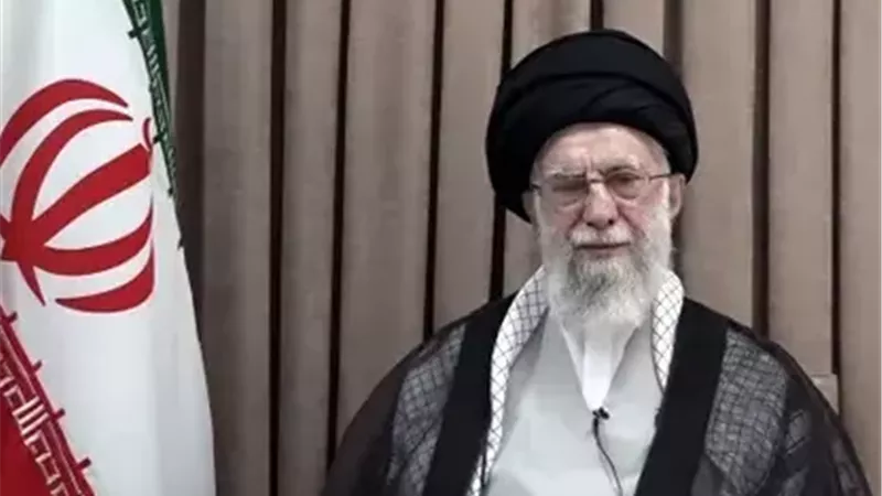 خامنئي: العدو الصهيوني ارتكب خطأ فادحًا وجريمة كبيرة وهو يُعاقب الآن