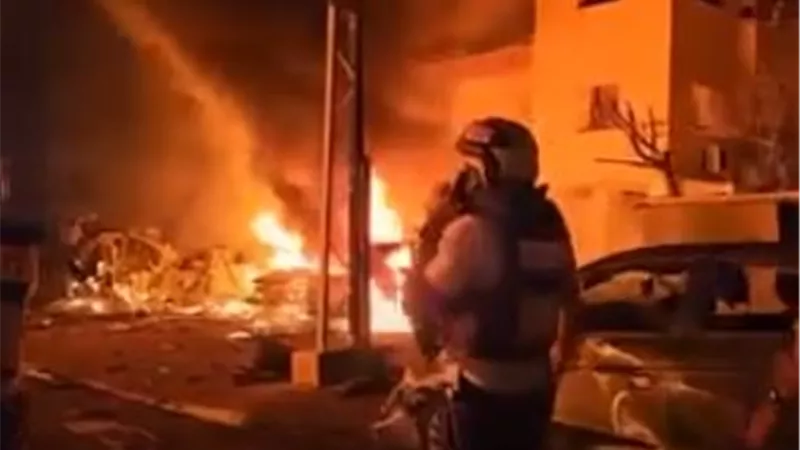حيفا تحترق.. هجوم إيراني عنيف على أهم موانئ إسرائيل