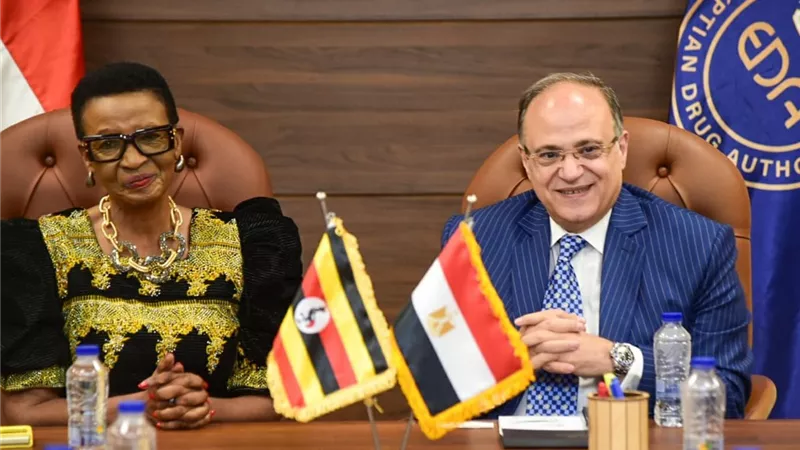 تفاصيل اجتماع رئيس هيئة الدواء المصرية ووزيرة الصحة الأوغندية
