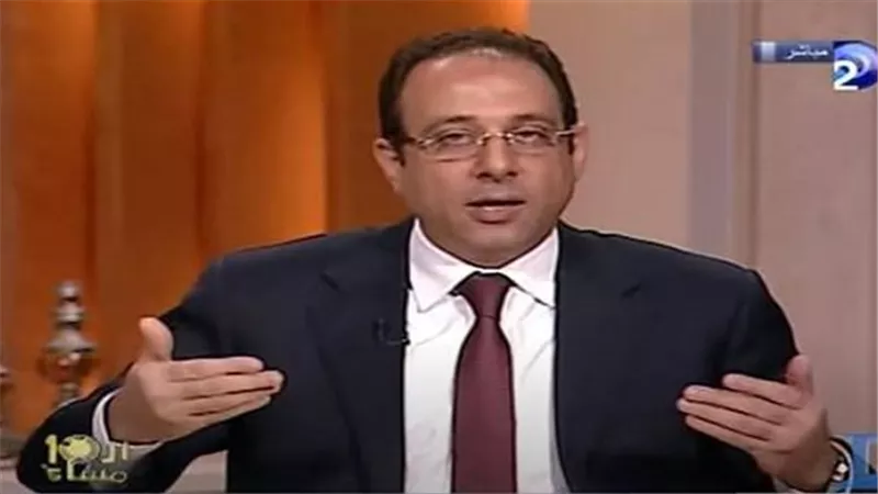 بلاغ ضد عمر هريدي بتهمة نشر أخبار كاذبة عن القضاة والشرطة