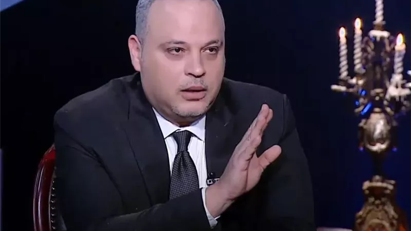 رغم وفاة والده.. تامر عبد المنعم يكشف أسباب حضوره حفل 30 يونيو
