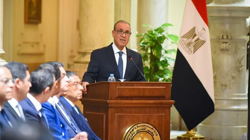 وزير الخارجية يُشارك في المائدة المستديرة الأولي لدعم القطاع الخاص وزيادة الصادرات المصرية
