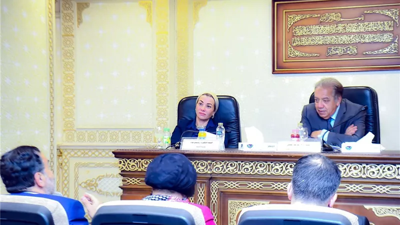 وزيرة البيئة: مصر تقود جهود أفريقيا في مواجهة التصحر وتغير المناخ
