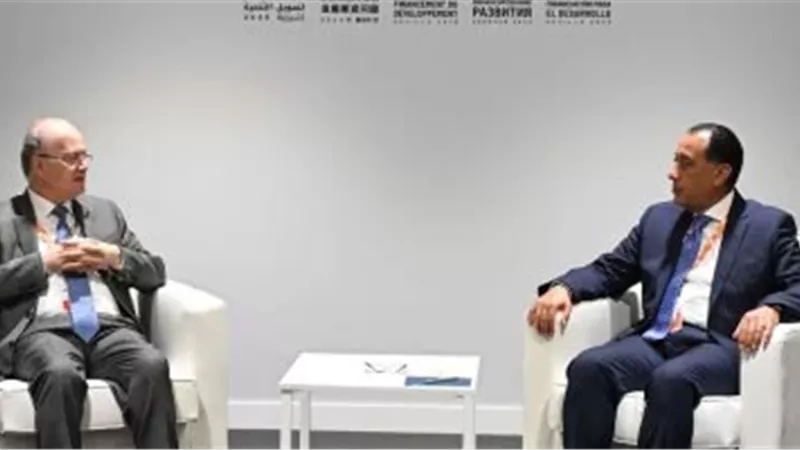 مدبولي لنظيره الفلسطيني: مصر ثابتة في دعم القضية الفلسطينية