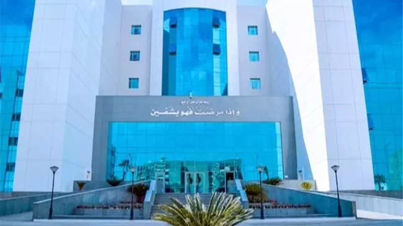 نجاح طبي في مستشفى 15 مايو: استئصال جذري للرحم بمنظار البطن لسيدة 62 عاما