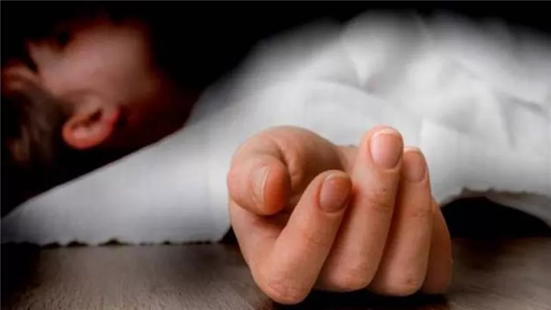 مسجل خطر يقتل طفلته في الهرم ويهرب بعد الجريمة