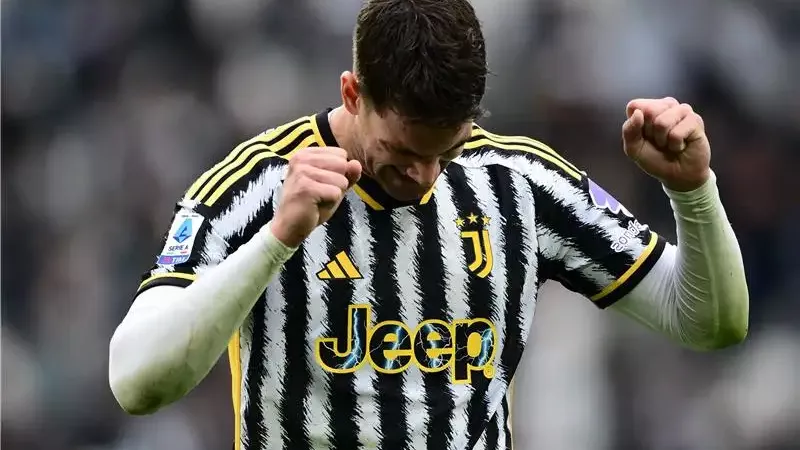 يوفنتوس يحقق فوزا مثيرا على إنتر ميلان 4ـ3 في الدوري الإيطالي