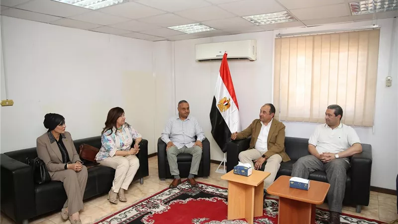 وزير قطاع الأعمال: تطوير شامل لشركة دمياط للغزل وإنتاج الجينز لأول مرة