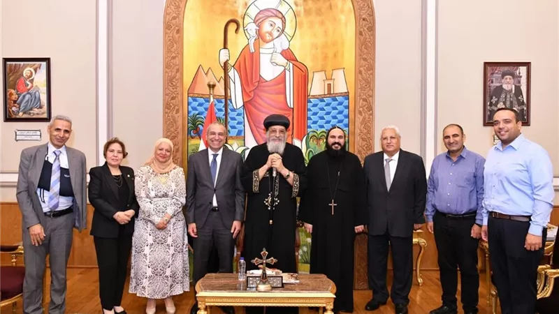 رئيس البنك الزراعي يلتقي البابا تواضروس الثاني لتعزيز التعاون والتوسع في تمويل مشروعات الأديرة