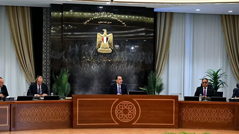 مدبولي: إعلان ضوابط وحدات السكن البديل لمستأجري الإيجار القديم قريبا