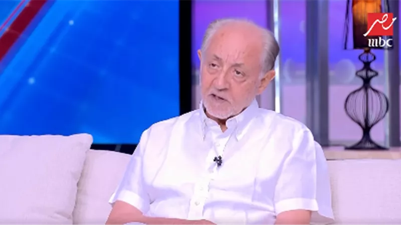 عبد العزيز مخيون : سعاد حسني كانت بتقولي أنت بتضيع موهبتك
