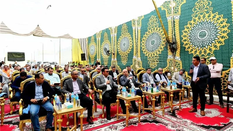 وزير الإسكان ومحافظ بني سويف يتابعان موقف المشروعات التنموية في بني سويف الجديدة