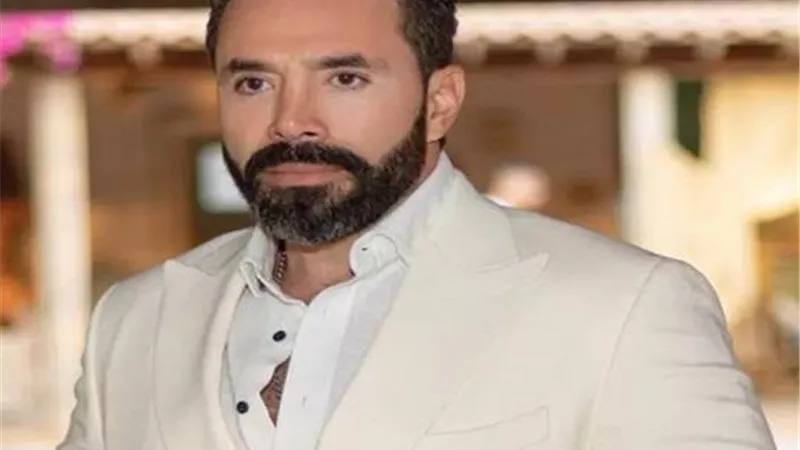 رامي وحيد ينفي شائعة هجرته خارج مصر ويكشف عن أعماله الجديدة