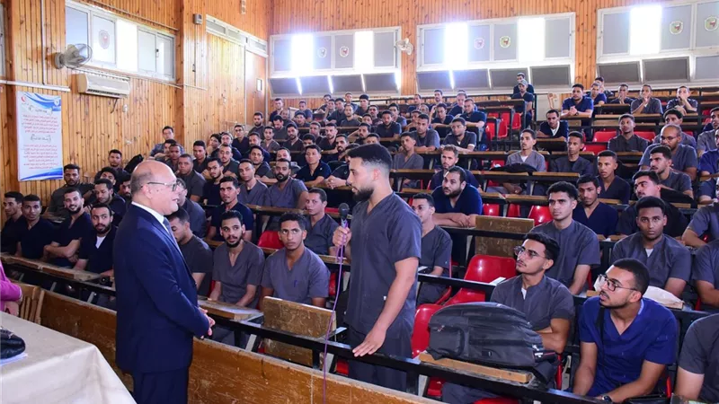 بدء التدريب التوجيهي لـ900 طالب وطالبة امتياز بكلية ومعهد التمريض بسوهاج