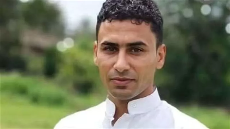 «جابهم ياكلوا عيش معاه فغدروا بيه».. مقتل أيمن ابن الفيوم داخل مزرعة طماطم بالضبعة