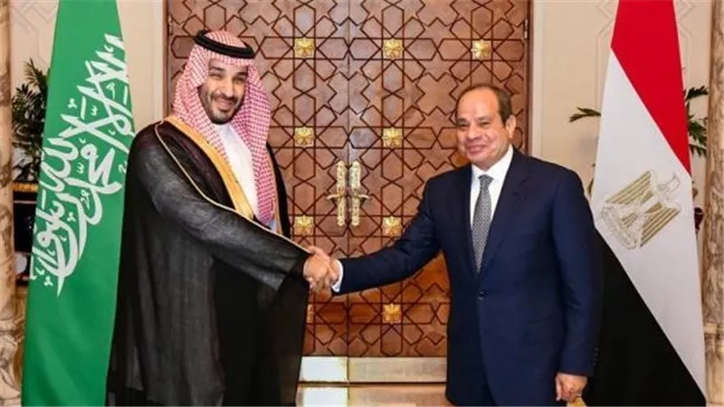 بمراسم وداع رسمية.. السيسي يودع ولي العهد السعودي في نهاية زيارته لمصر