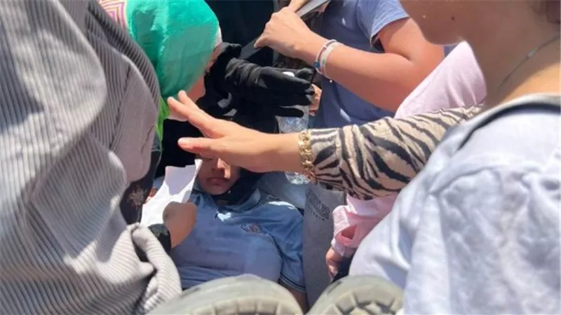 «مفيش مراوح».. استغاثة ولية أمر بالدقهلية: ابنتي أُغمى عليها داخل المدرسة بسبب الحر